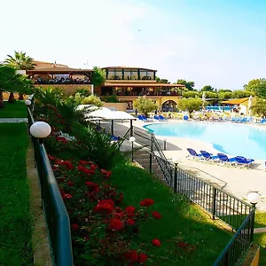 Village Mare Метаморфоси